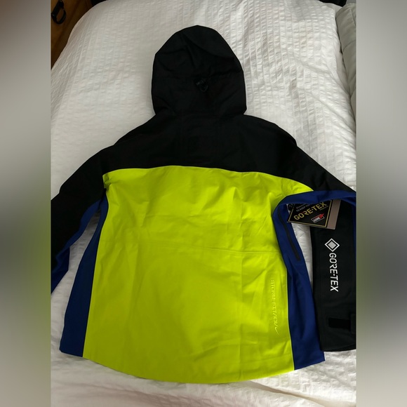 NWT Nike ACG gore-tex jacket - Picture 9 of 16